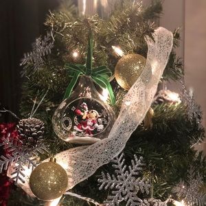 Meet your Posher, Gloria